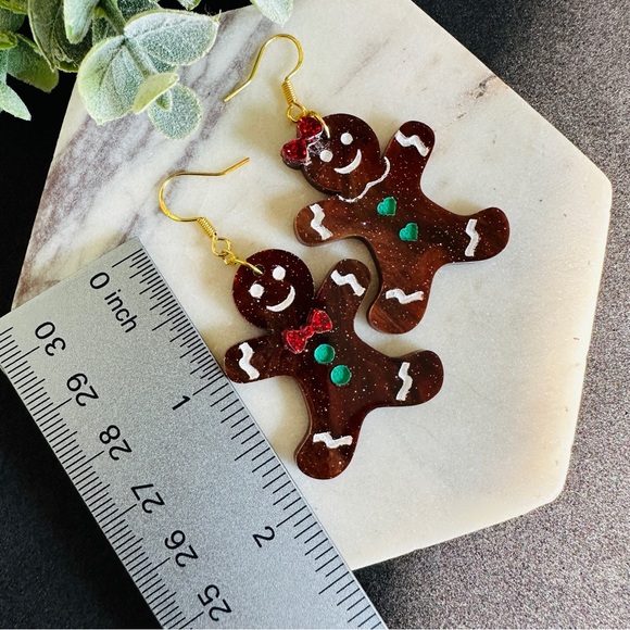 Gingerbread man and Girl Earrings Christmas Jewelry gift - Picture 4 of 9